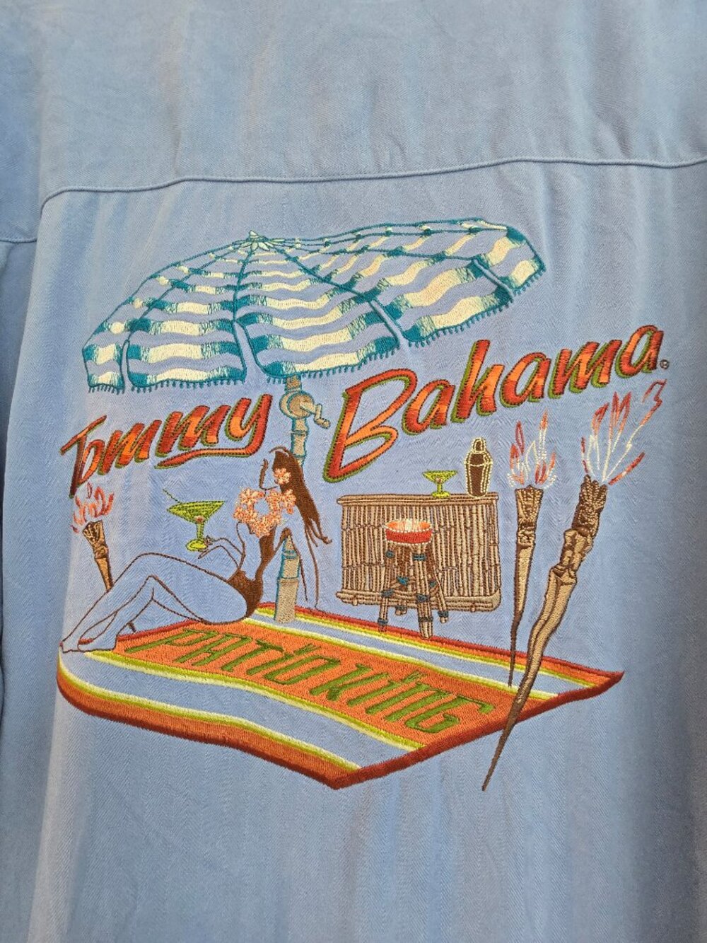 Tommy Bahama Blue Embroidered Mens Large 100% Silk Shortsleeve Shirt